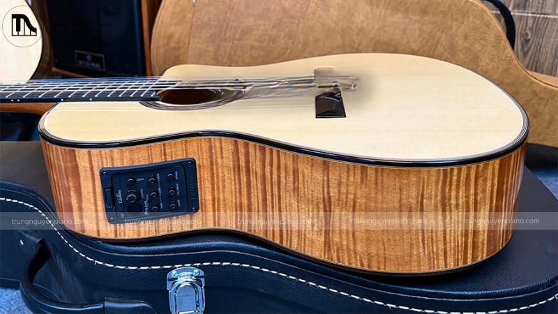 Gỗ lưng và hông Guitar: So sánh Rosewood, Mahogany và Maple 4 Vân gỗ dạng "flamed maple" trên lưng đàn guitar, tạo hiệu ứng thị giác ấn tượng