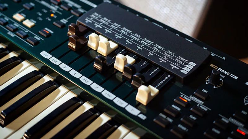 Engine Piano/Ensemble cung cấp một bộ sưu tập âm thanh chất lượng cao