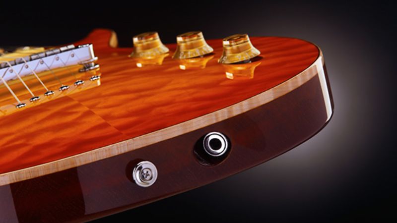 Một jack cắm nhỏ bé có thể ảnh hưởng lớn đến chất lượng âm thanh của cây đàn