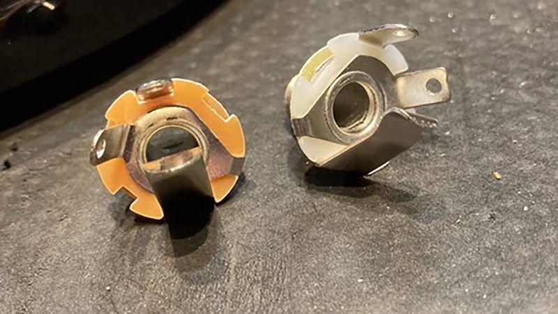 Jack cắm hỏng gây mất tín hiệu, cần thay mới để ổn định âm thanh