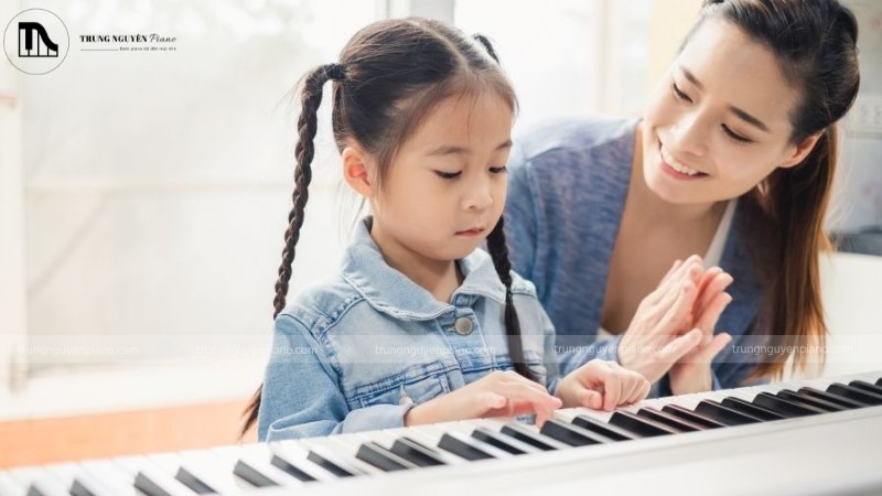 Piano điện tích hợp tính năng tự học mang lại giá trị phát triển cho trẻ nhỏ