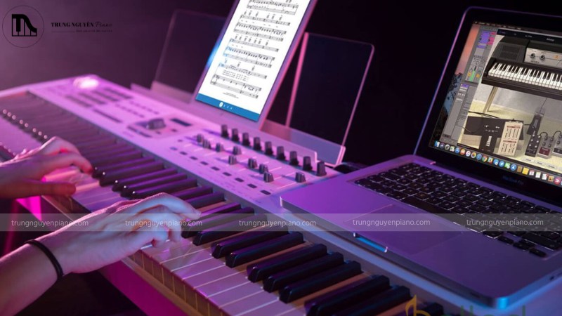 Review Arturia KeyLab 88 MkII: Controller toàn năng cho phòng thu 3 Phần mềm Analog Lab đang được điều khiển trực tiếp bởi các nút bấm và fader trên KeyLab 88 MkII