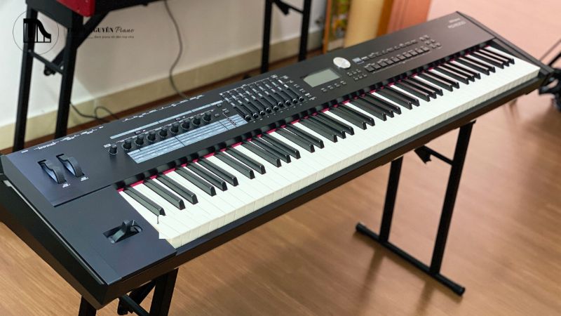 Roland RD-2000 sử dụng công nghệ V-Piano