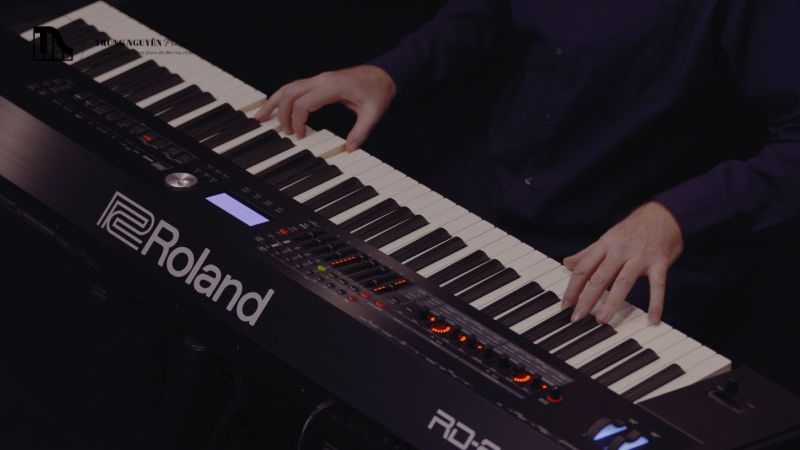 RD-2000 là một cây đàn tập trung vào trải nghiệm keyboard