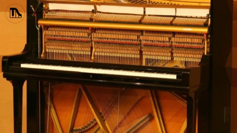 Lớp keo dán có thể mất dần độ kết dính, và lớp sơn phủ sẽ giảm độ bóng