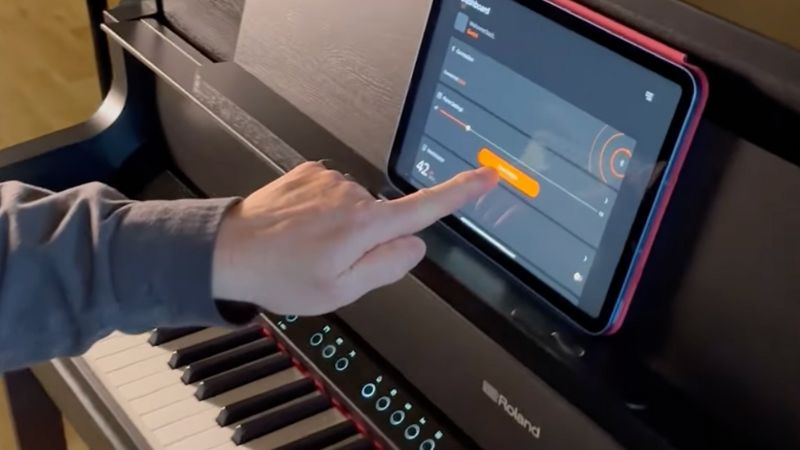 Top 3 piano điện tùy chỉnh âm thanh sâu: Tạo chất âm riêng 3 Giao diện Piano Designer trên máy tính bảng giúp tùy chỉnh âm thanh piano điện Roland