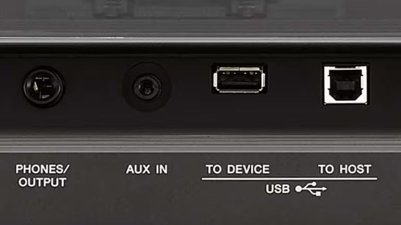 Cổng USB TO HOST trên piano điện truyền tín hiệu MIDI và âm thanh kỹ thuật số