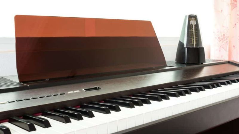 Sử dụng máy đếm nhịp giúp chơi nhạc chính xác và đều đặn hơn