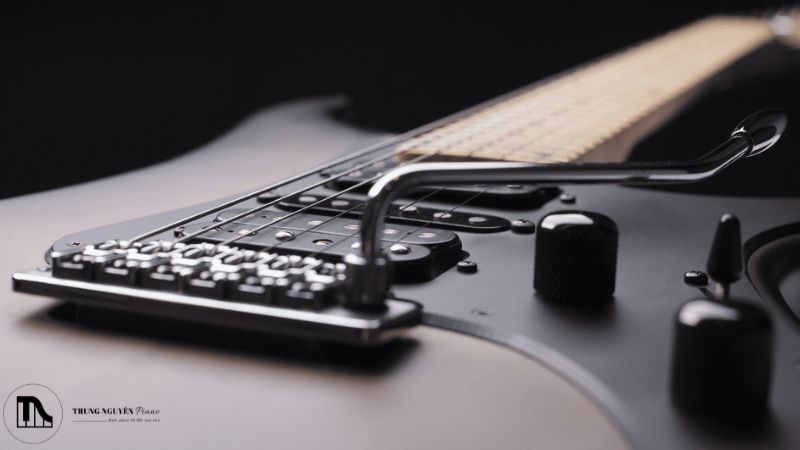 Định nghĩa về Floyd Rose trên guitar điện