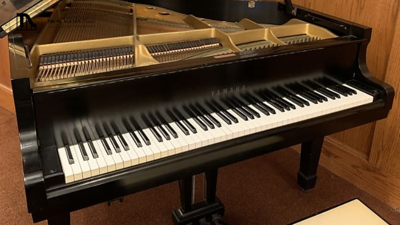 Kiểm tra xem các bộ phận của bộ máy cơ có hoạt động đồng bộ và mượt mà không