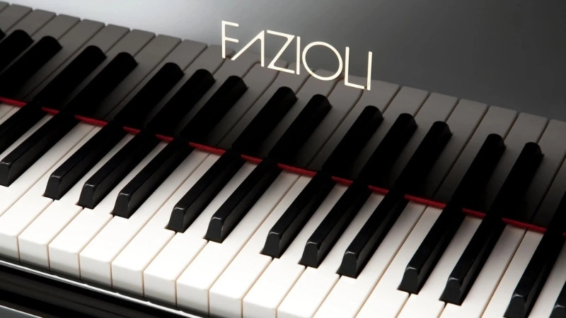 Fazioli và Bösendorfer thường có giá cao do sản xuất thủ công giới hạn