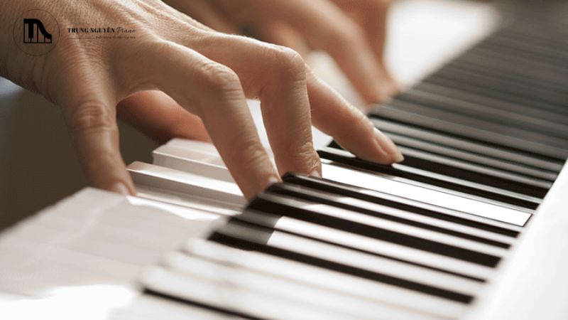 Ưu tiên cảm giác bàn phím nhẹ và chân thực