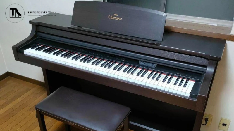 Âm thanh của piano điện không được tạo ra từ búa gõ vào dây