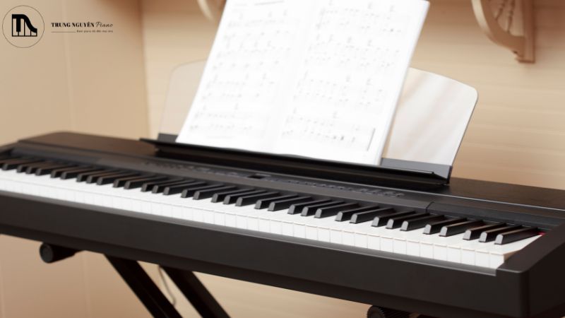 Đàn Piano Điện có tiếng pop khi bật/tắt: Bình thường hay lỗi? 1 Tìm hiểu về tiếng pop đàn piano điện là gì