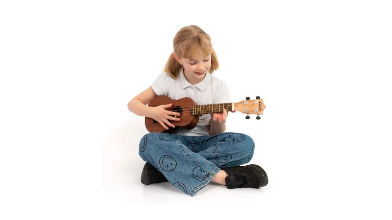 Cách chọn đàn Ukulele cho bé: Cẩm nang toàn diện từ A-Z 3 Phụ huynh thường lựa chọn size Soprano cho bé với phản hồi tích cực