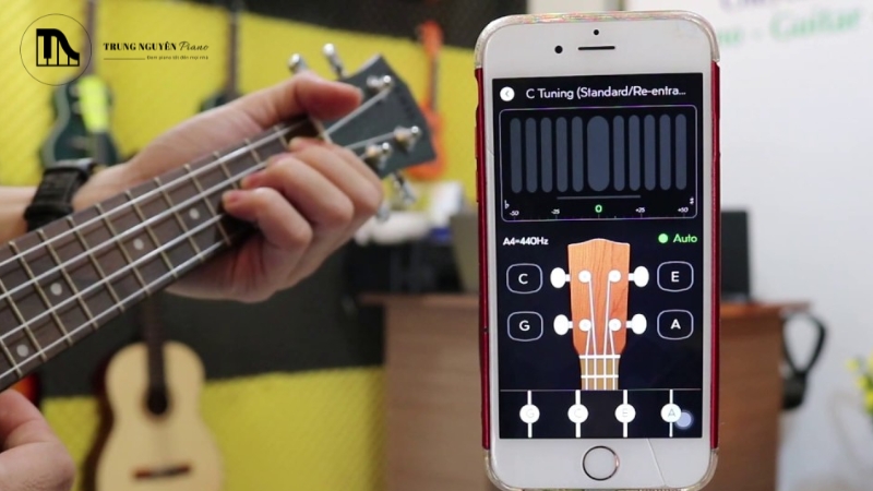 Chỉnh âm đàn Ukulele: 3 Cách đơn giản & chính xác nhất 9 Dây ukulele (thường làm bằng nylon) rất nhạy cảm