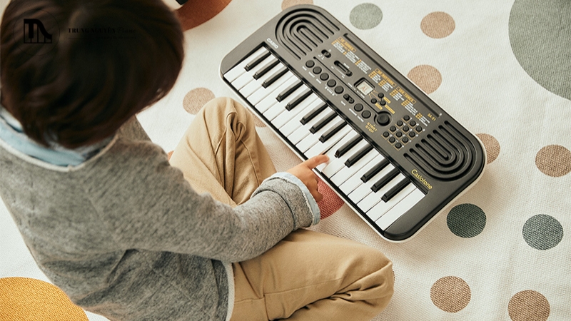 Hướng dẫn chọn đàn Keyboard Mini giá rẻ cho bé và người Mới 4 Độ bền và vật liệu sản phẩm