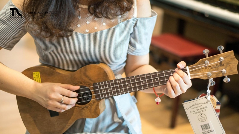 Dây đàn ukulele làm bằng gì? So sánh và cách chọn dây phù hợp 5 Âm thanh sáng và mạnh mẽ, nằm giữa nylon và fluorocarbon