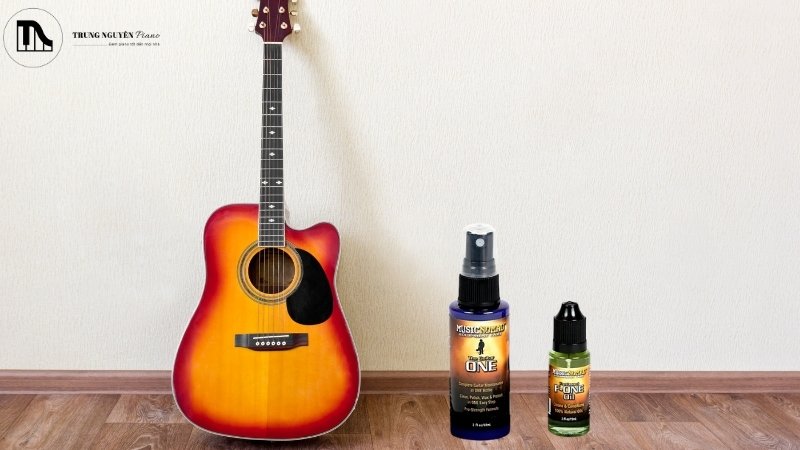 Top 3 sáp đánh bóng đàn Guitar: Bảo vệ sơn, tăng độ bóng 4 Dung dịch đánh bóng kiêm làm sạch