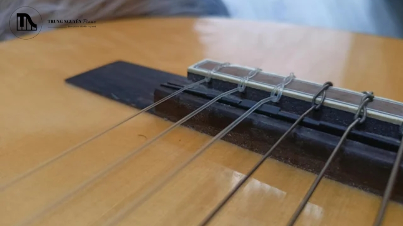 Thông số khoảng cách dây đàn guitar tiêu chuẩn cho từng loại đàn
