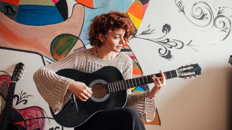 Guitar Classic thùng mỏng là gì? Ưu nhược điểm và kinh nghiệm chọn mua 7 Cách bảo quản đàn guitar classic thùng mỏng