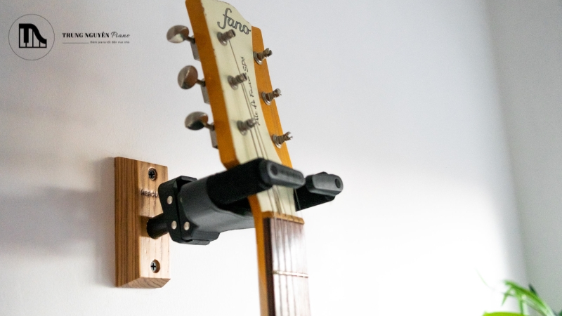 Móc treo đàn tự động khóa là lựa chọn an toàn