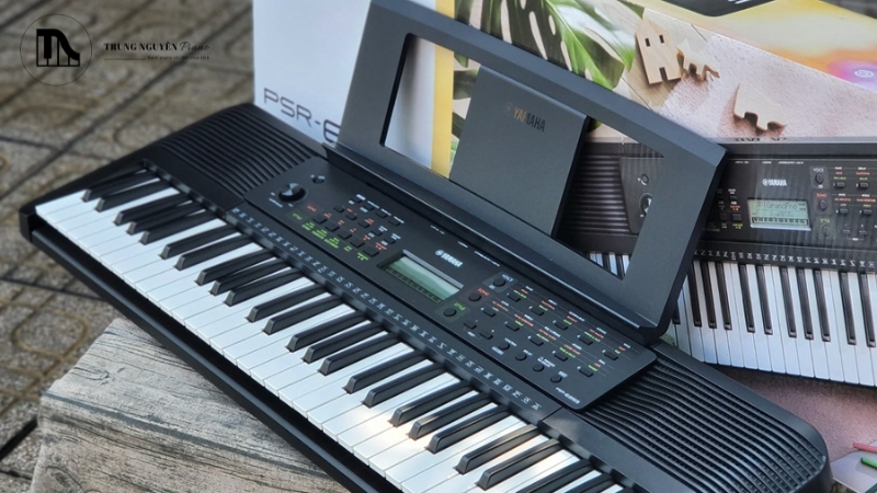 Đàn organ Yamaha và Roland