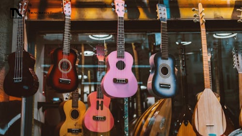 Âm thanh của Ukulele rất đặc trưng: trong trẻo, tươi sáng