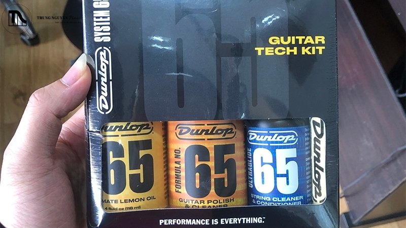 Bộ vệ sinh và bảo dưỡng đàn guitar