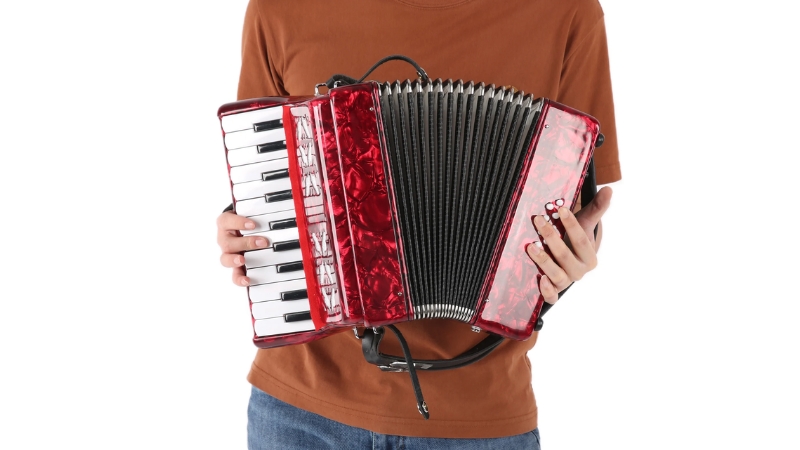 Kỹ thuật phối hợp nhịp nhàng giữa tay phải và tay trái khi chơi đàn Accordion