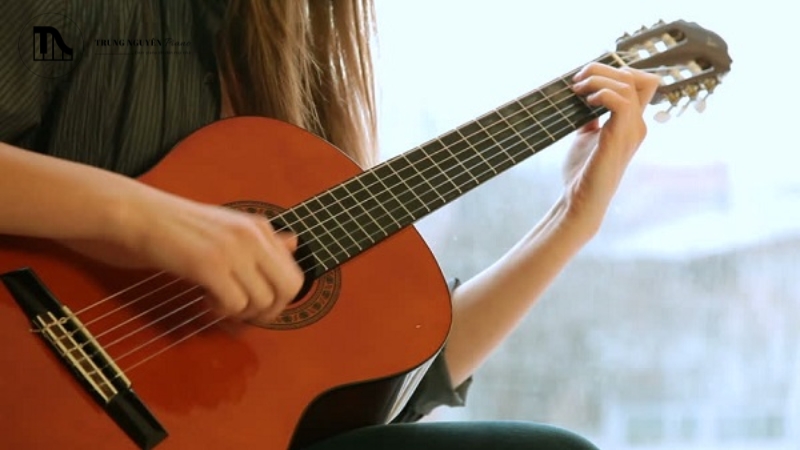Cấu tạo cơ bản của đàn Guitar