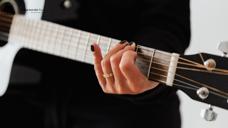 Cảm giác chơi khi thay đổi dây đàn