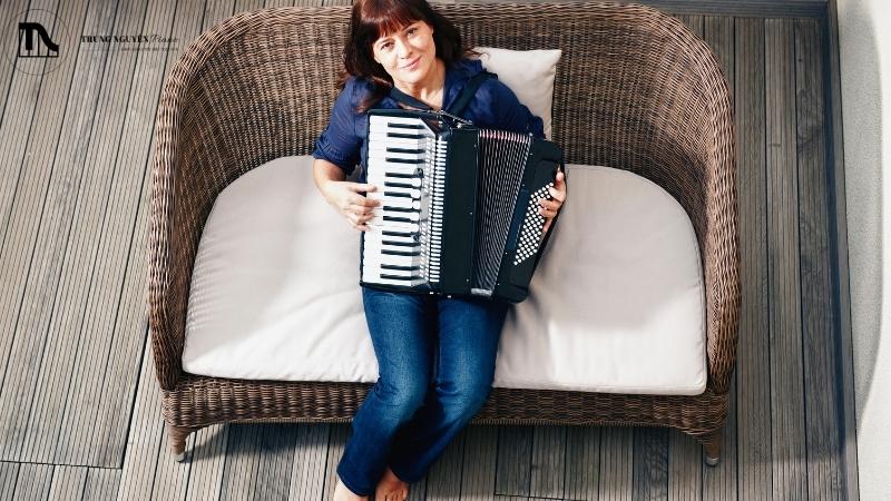 Học đàn accordion cho người mới: Lộ trình chi tiết và dễ nhớ 2 Chuẩn bị trước khi học đàn accordion