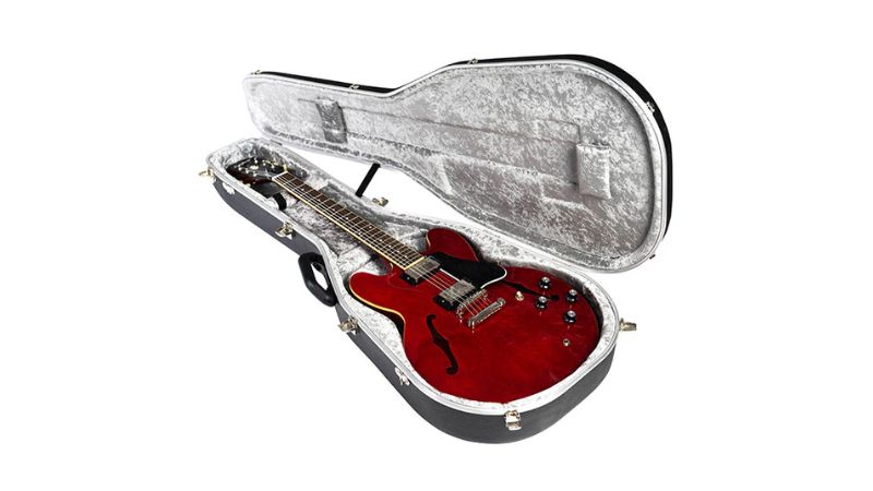 Bật Mí Kinh Nghiệm Chọn Đàn Guitar Bán Rỗng Toàn Diện A-Z 4 Nên bảo quản đàn guitar bán rỗng trong hộp cứng