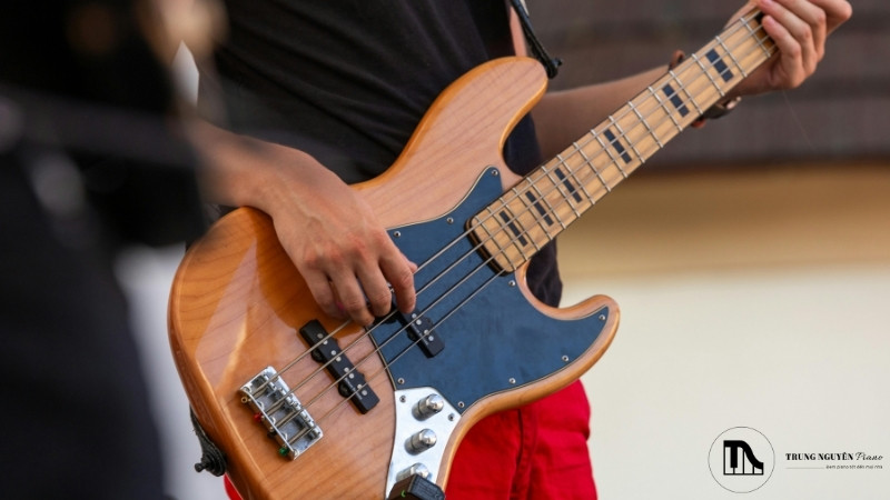 Cách nhận biết khi nào nên thay dây đàn guitar