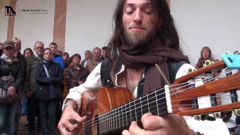Estas Tonne là ai? Hành trình và thành tựu của nghệ sĩ guitar du ca 5 Ảnh hưởng của Estas Tonne đến guitar