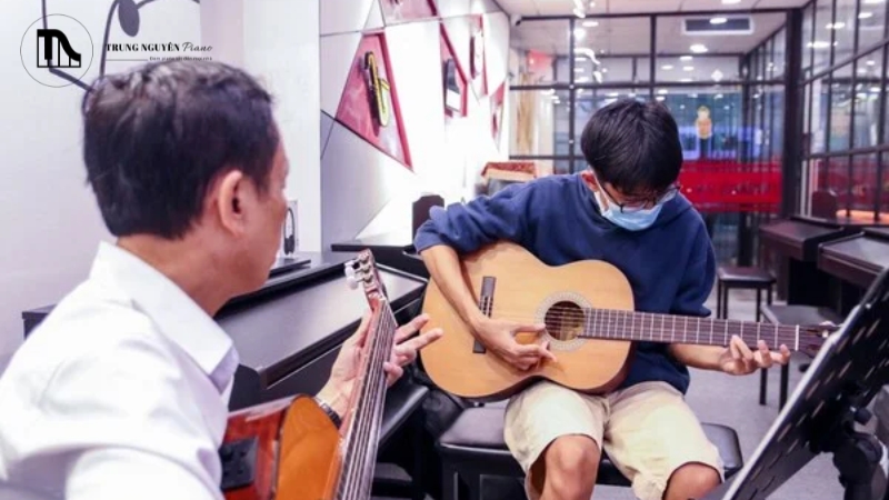 Điệu Valse với nhịp điệu nhịp nhàng, lãng mạn đặc trưng của nhịp 3/4,