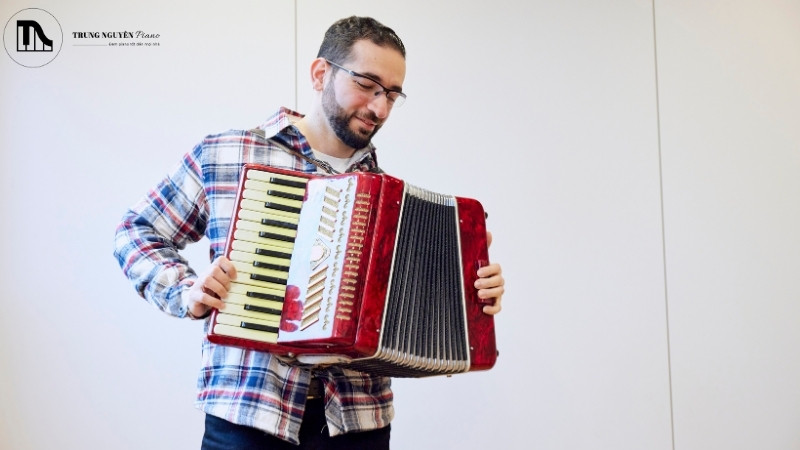 Tìm hiểu về đàn accordion 