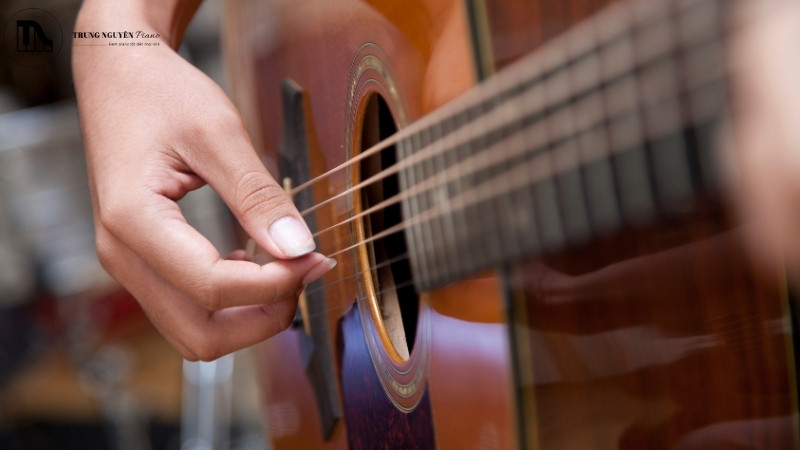 Top nghệ sĩ guitar fingerstyle nổi tiếng: Từ huyền thoại đến hiện đại 2 Định nghĩa Guitar fingerstyle