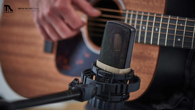 Vị trí đặt micro tốt nhất cho đàn guitar acoustic và lỗi cần tránh 3 Kỹ thuật đặt micro đơn cho guitar acoustic