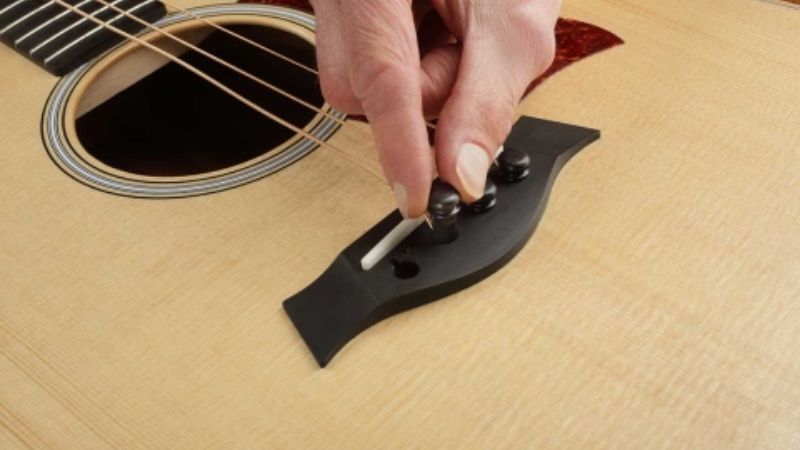 Taylor GS Mini Cơ Bản: So Sánh Model Koa, Mahogany & Walnut 7 Thời gian lý tưởng để thay dây đàn guitar là từ 2 đến 3 tháng một lần