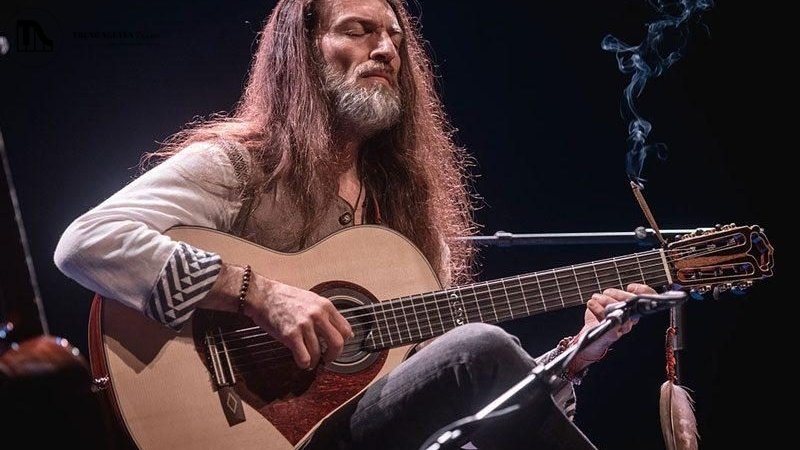 Estas Tonne là ai? Hành trình và thành tựu của nghệ sĩ guitar du ca 3 The Song of the Golden Dragon