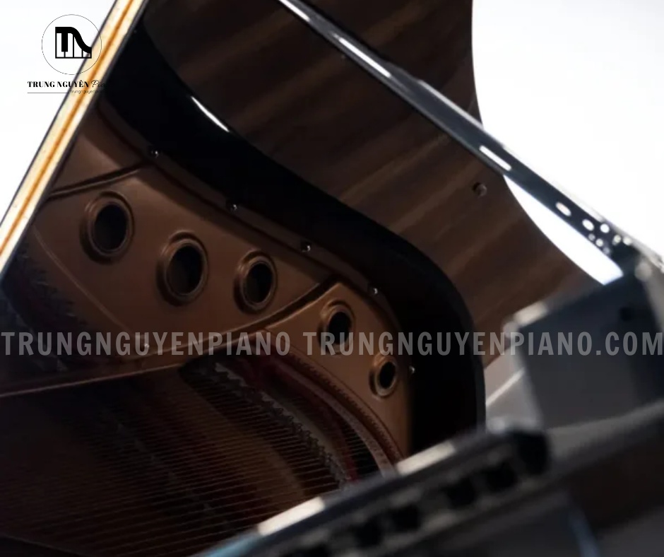 Đàn Piano Grand Yamaha C7 có khả năng đáp ứng tốt cả về cường độ âm thanh lẫn độ tinh tế trong biểu cảm.