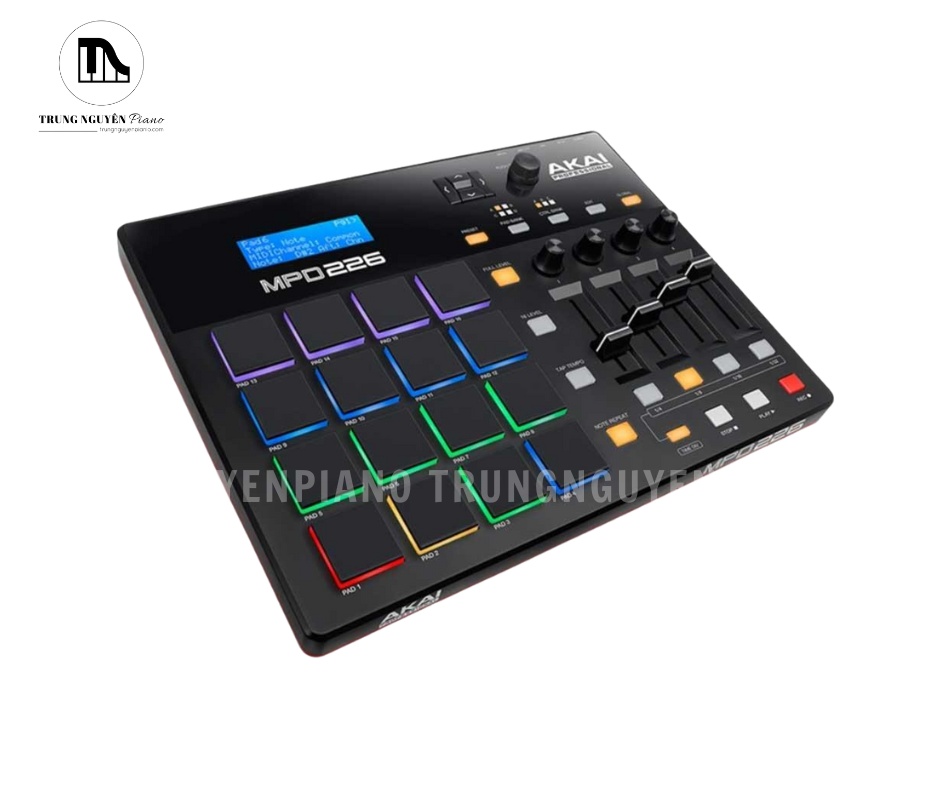 Hệ thống pad nhạy lực, fader và núm Q-Link phục vụ làm beat và biểu diễn live